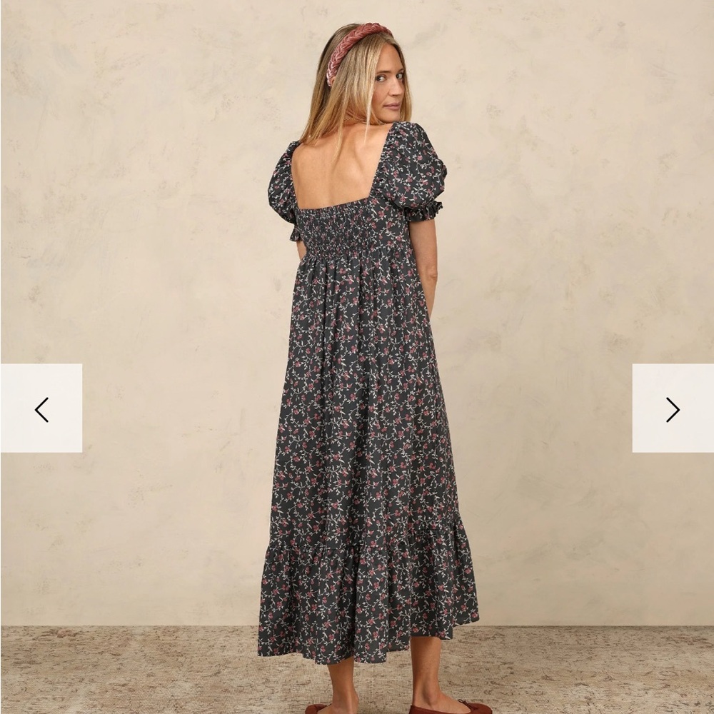 Chic Floral Maxi Dress - Picture 11 of 12